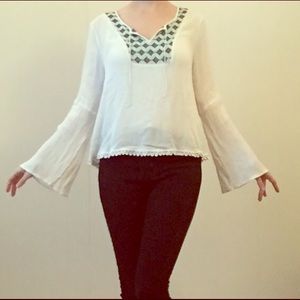 Cute simple long sleeve shirt!